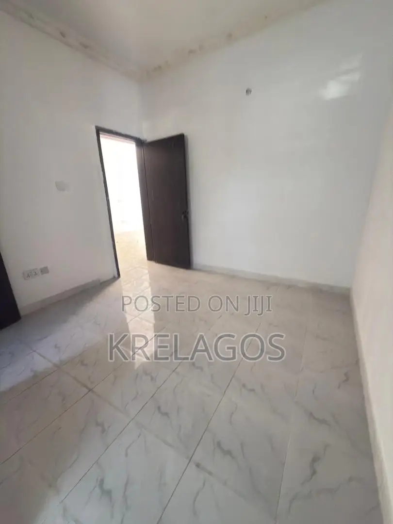 2bdrm Apartment in Abijo for sale in Abijo