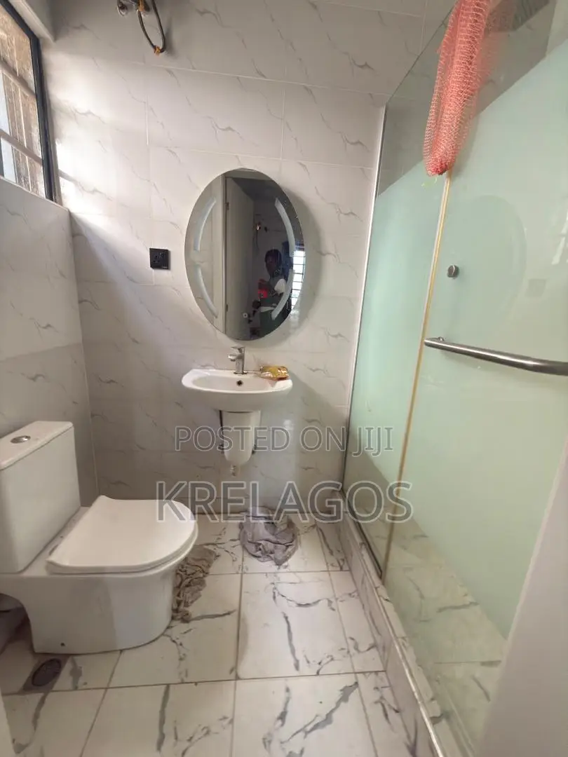 4bdrm Duplex in Ikota for rent in Ikota