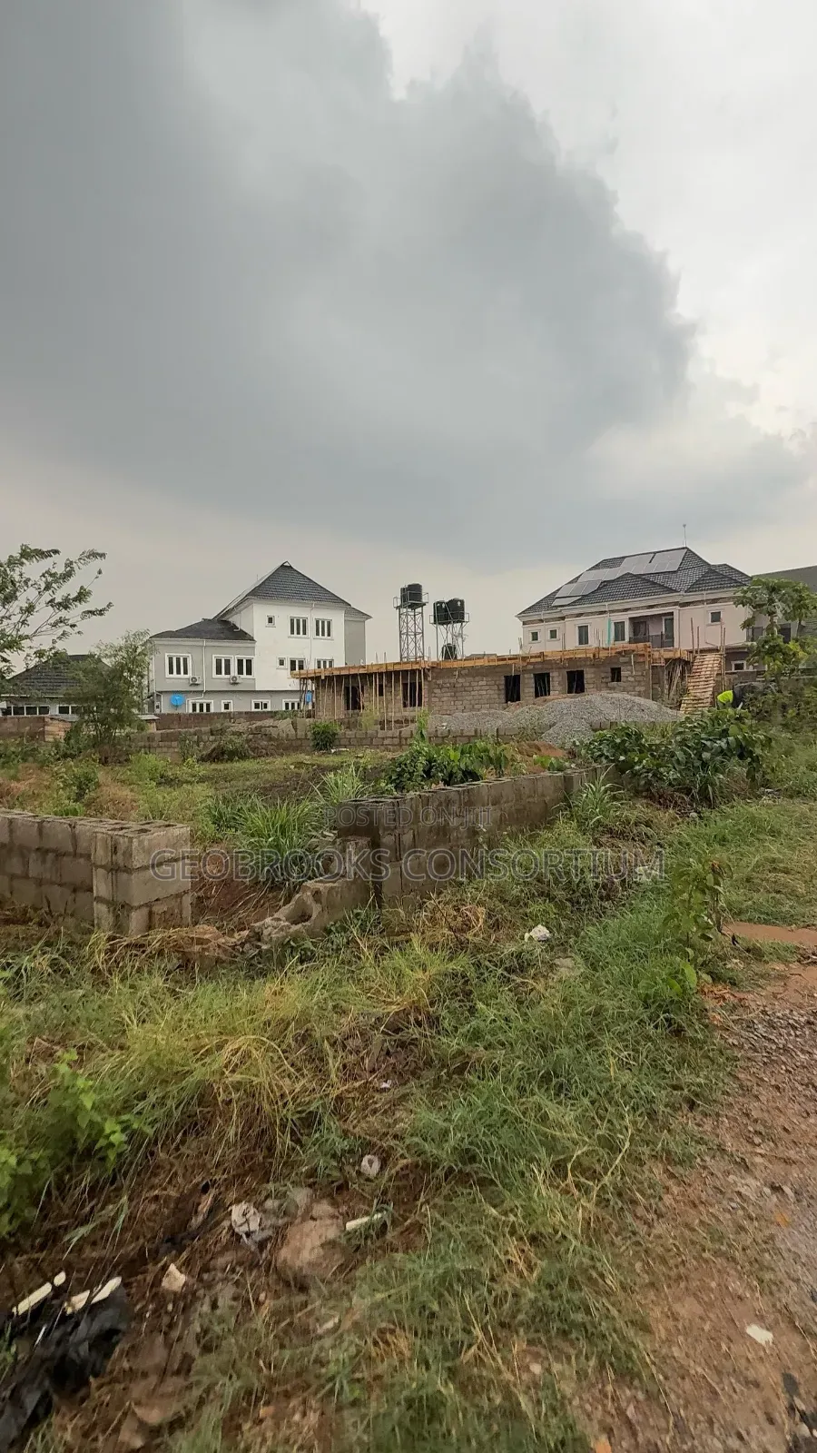 601 SQM Dry Land for Sale in Carlton Gate Estate, Akobo, Ibadan. in Akobo
