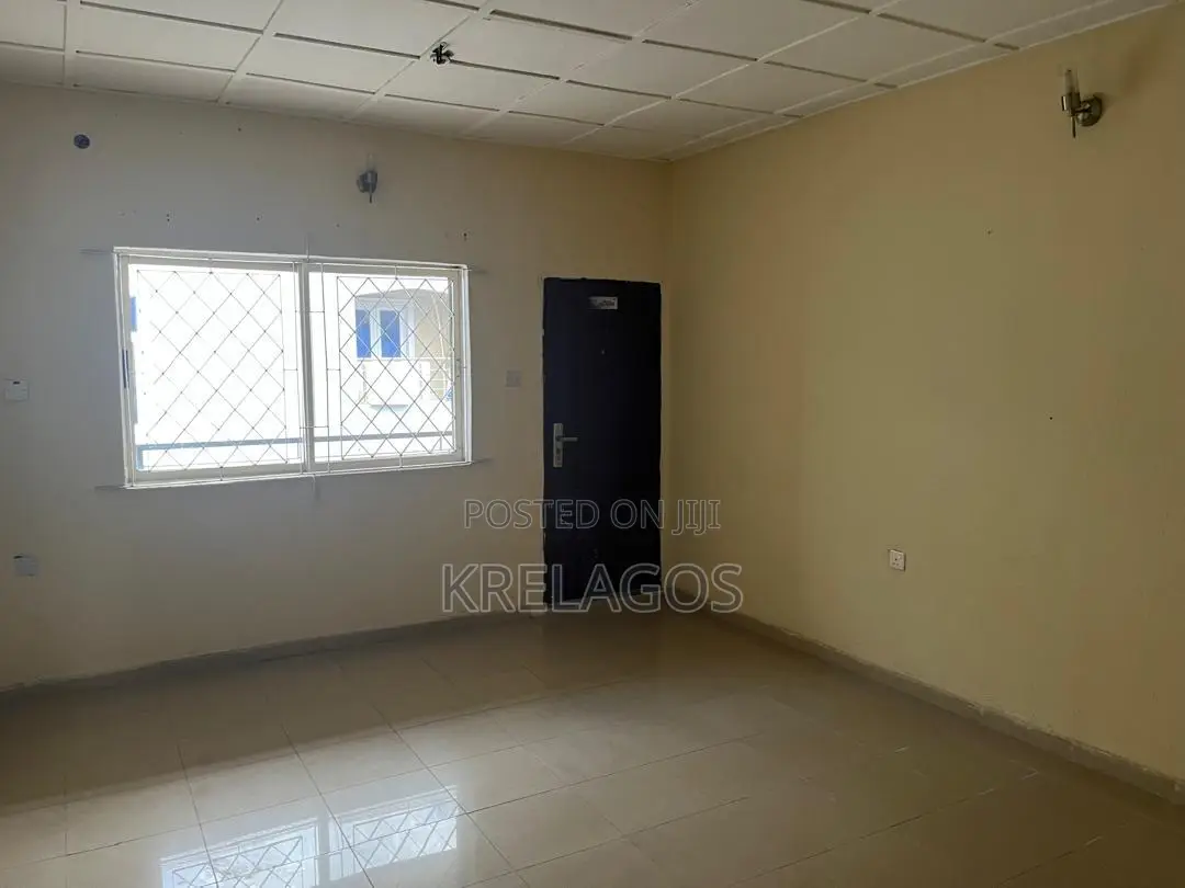 4bdrm Duplex in Sangotedo for sale in Sangotedo