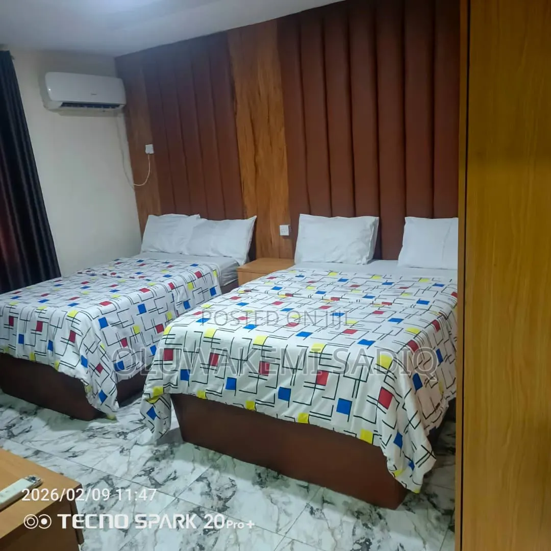 Furnished 6bdrm Apartment in Omole Phase1 for sale in Omole Phase 1