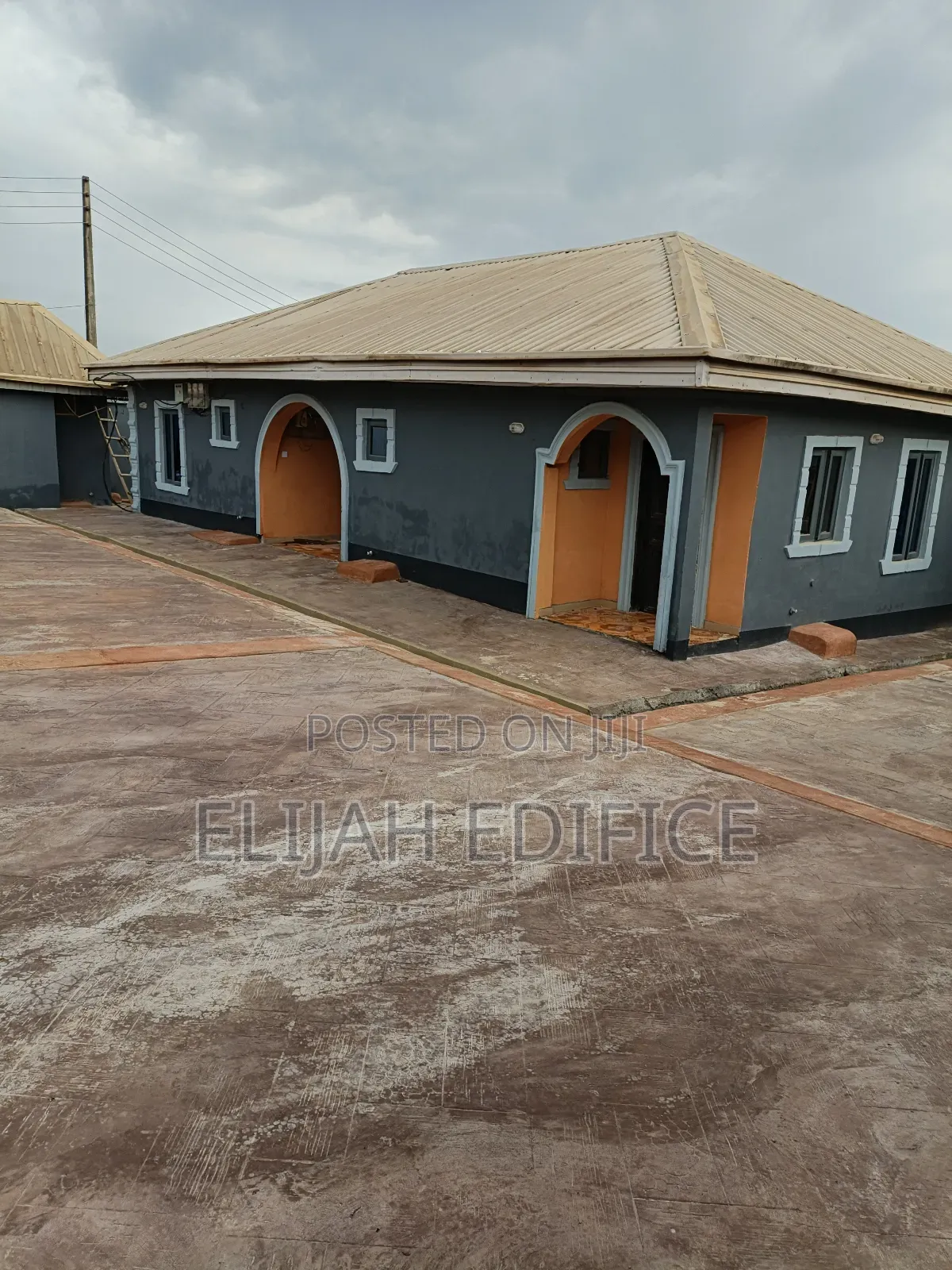2bdrm Bungalow in Eleshin, Ijede / Ikorodu for rent in Ijede / Ikorodu