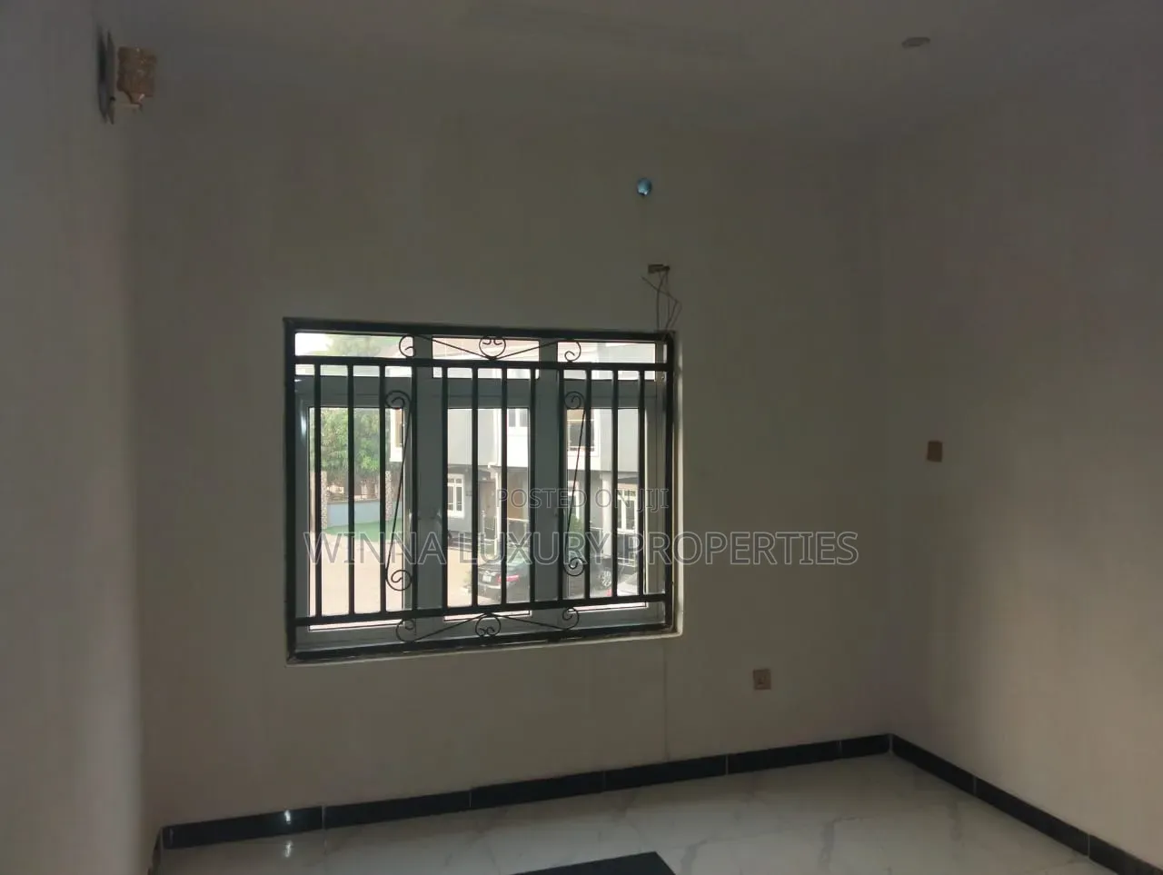 5bdrm Townhouse/Terrace in Garki Area 1 for Sale in Garki