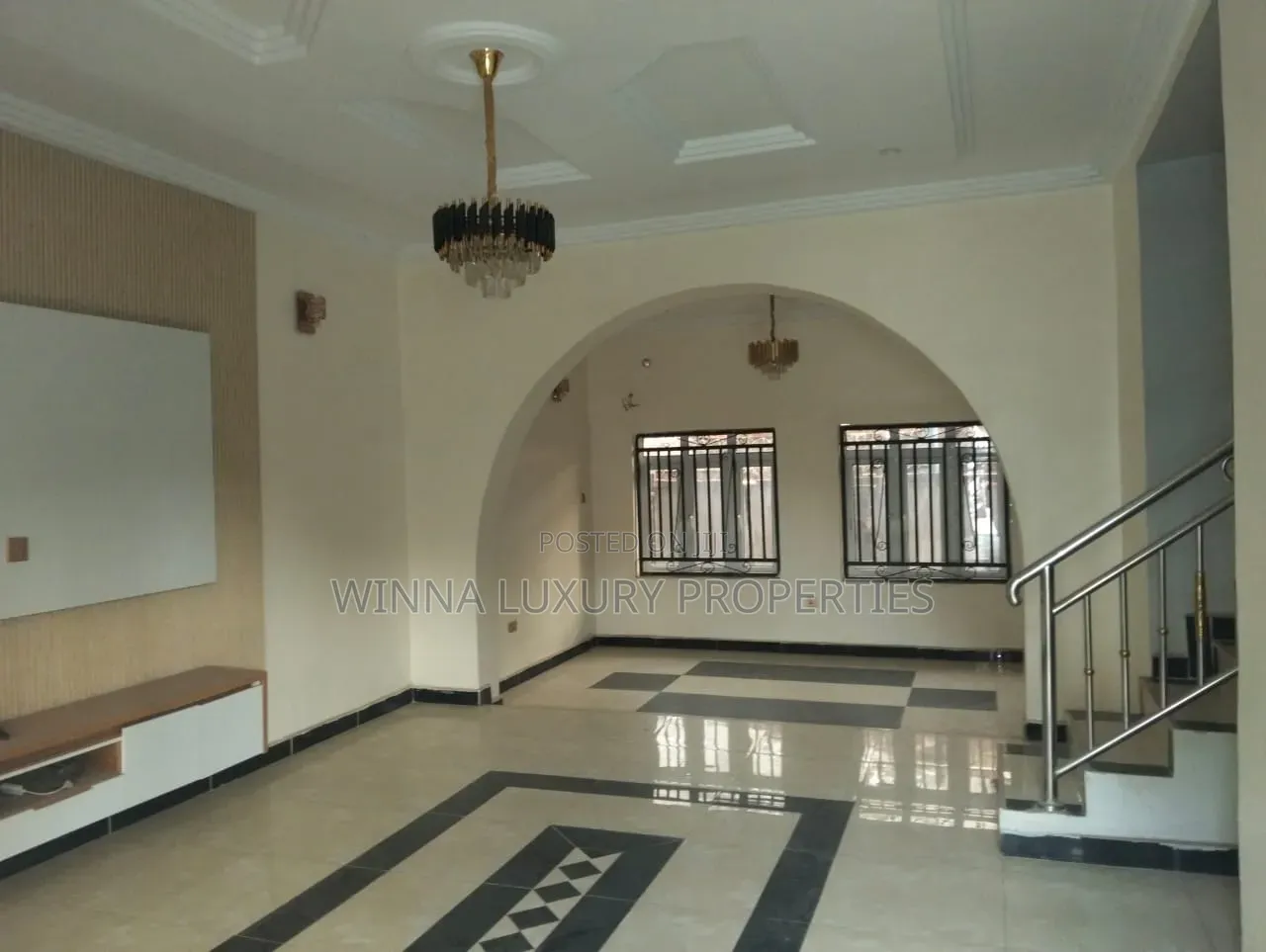 5bdrm Townhouse/Terrace in Garki Area 1 for Sale in Garki