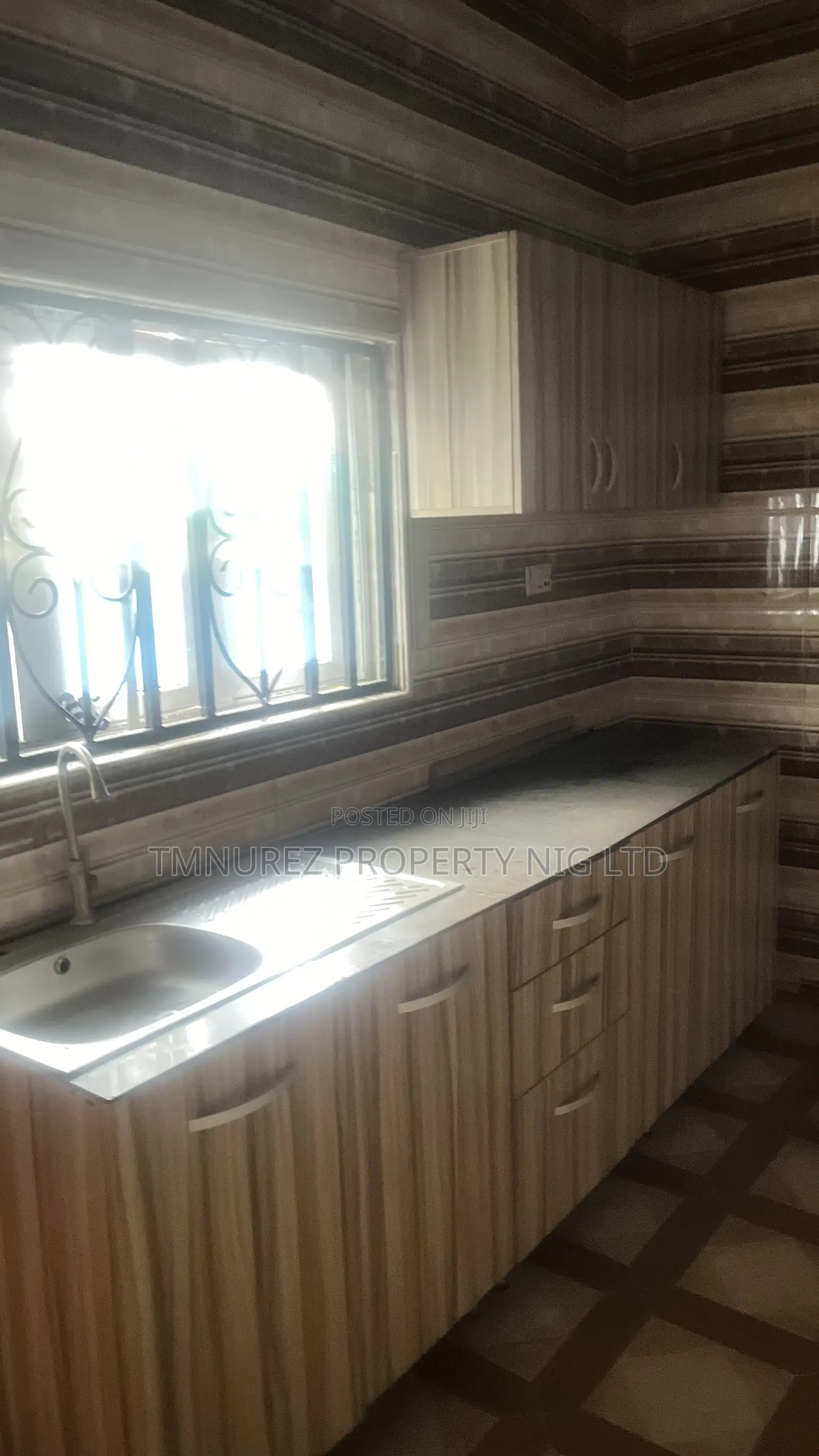 2bdrm Duplex in Lekki Phase 1 for rent in Lekki Phase 1