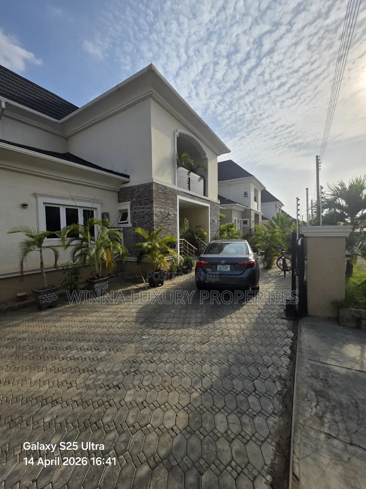 6bdrm Duplex in River Park Cluster 1, Lugbe District for sale in Lugbe District