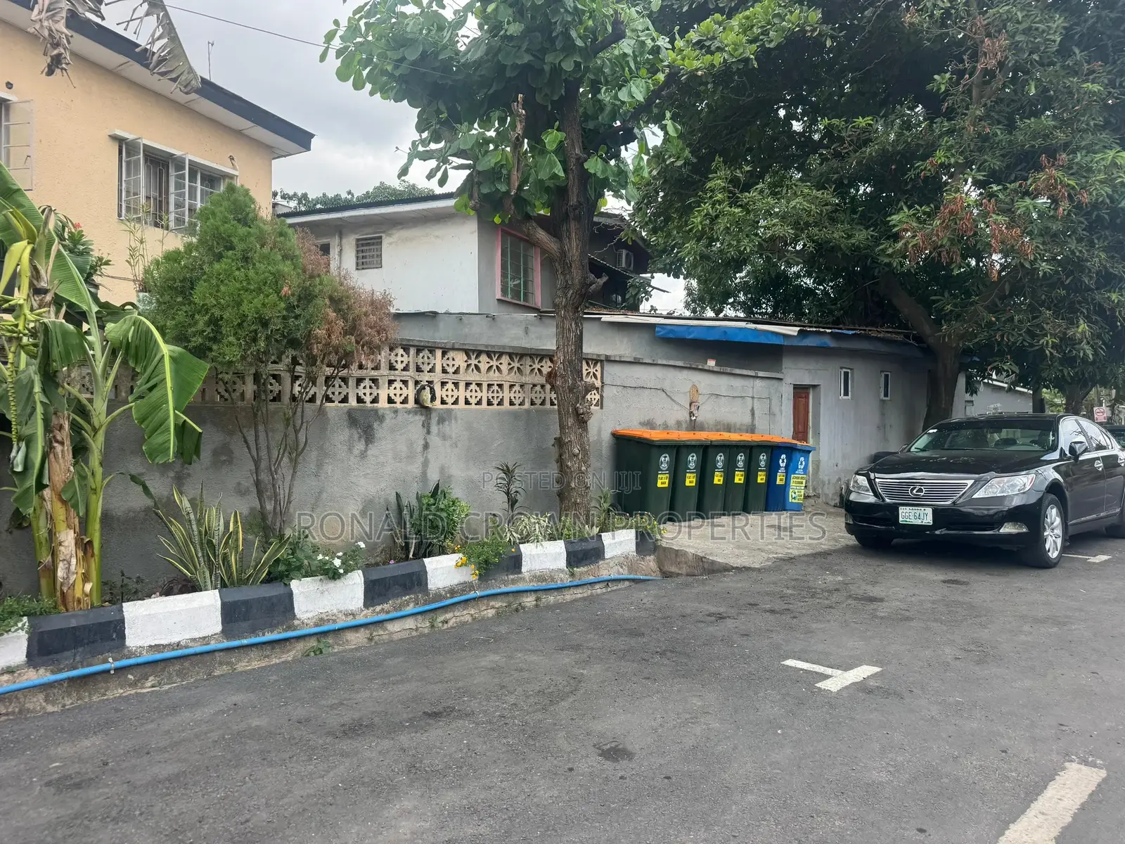 9bdrm Block of Flats in Phase 2 for sale in Phase 2