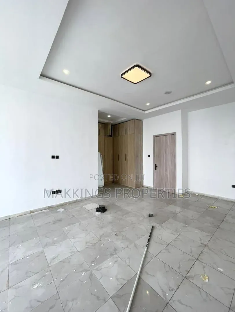 4bdrm Duplex in Osapa london for rent in Osapa london