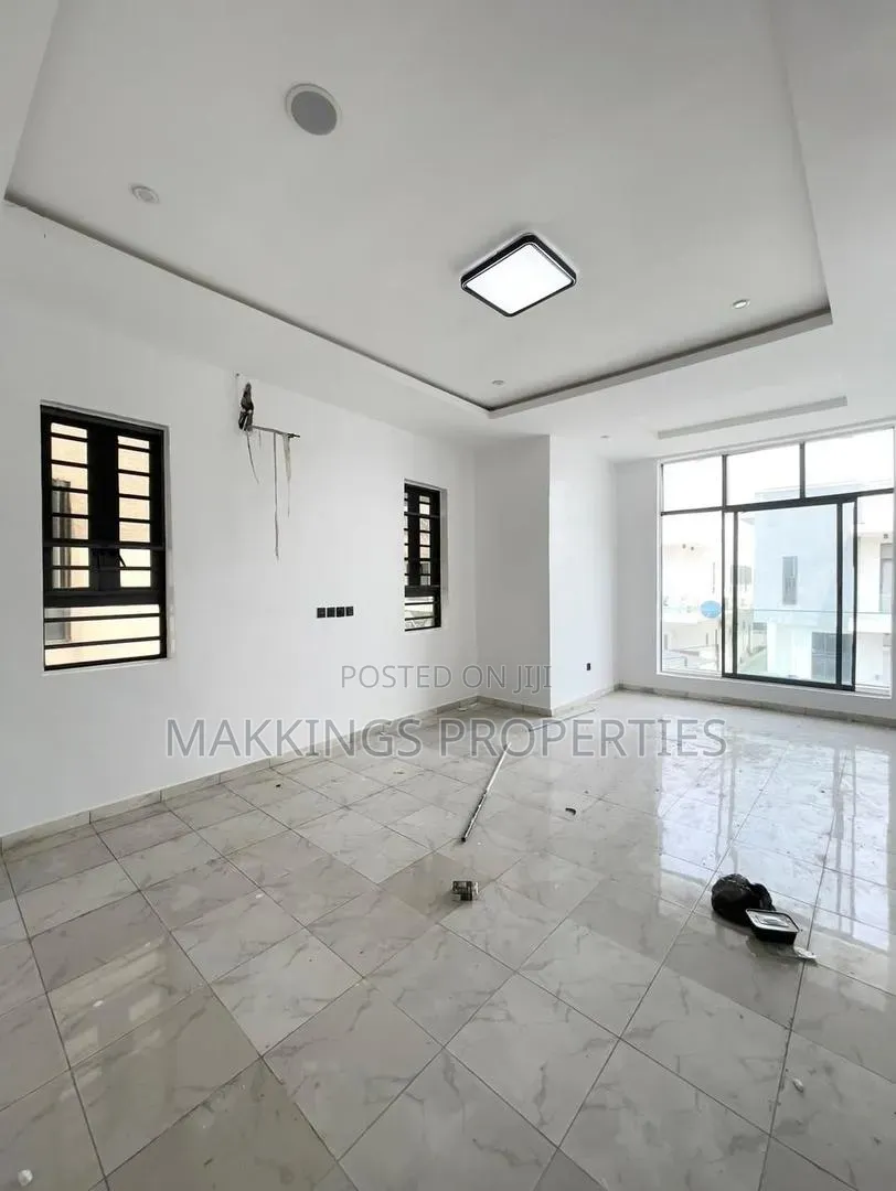 4bdrm Duplex in Osapa london for rent in Osapa london