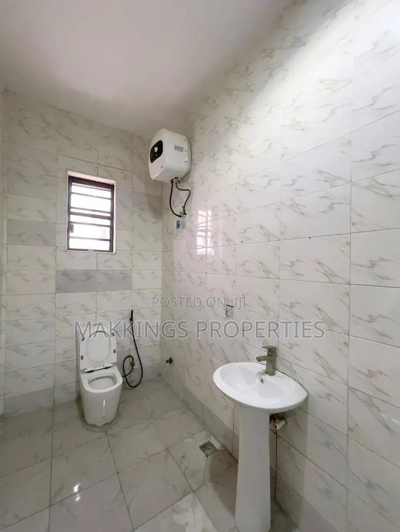4bdrm Duplex in Osapa london for rent in Osapa london