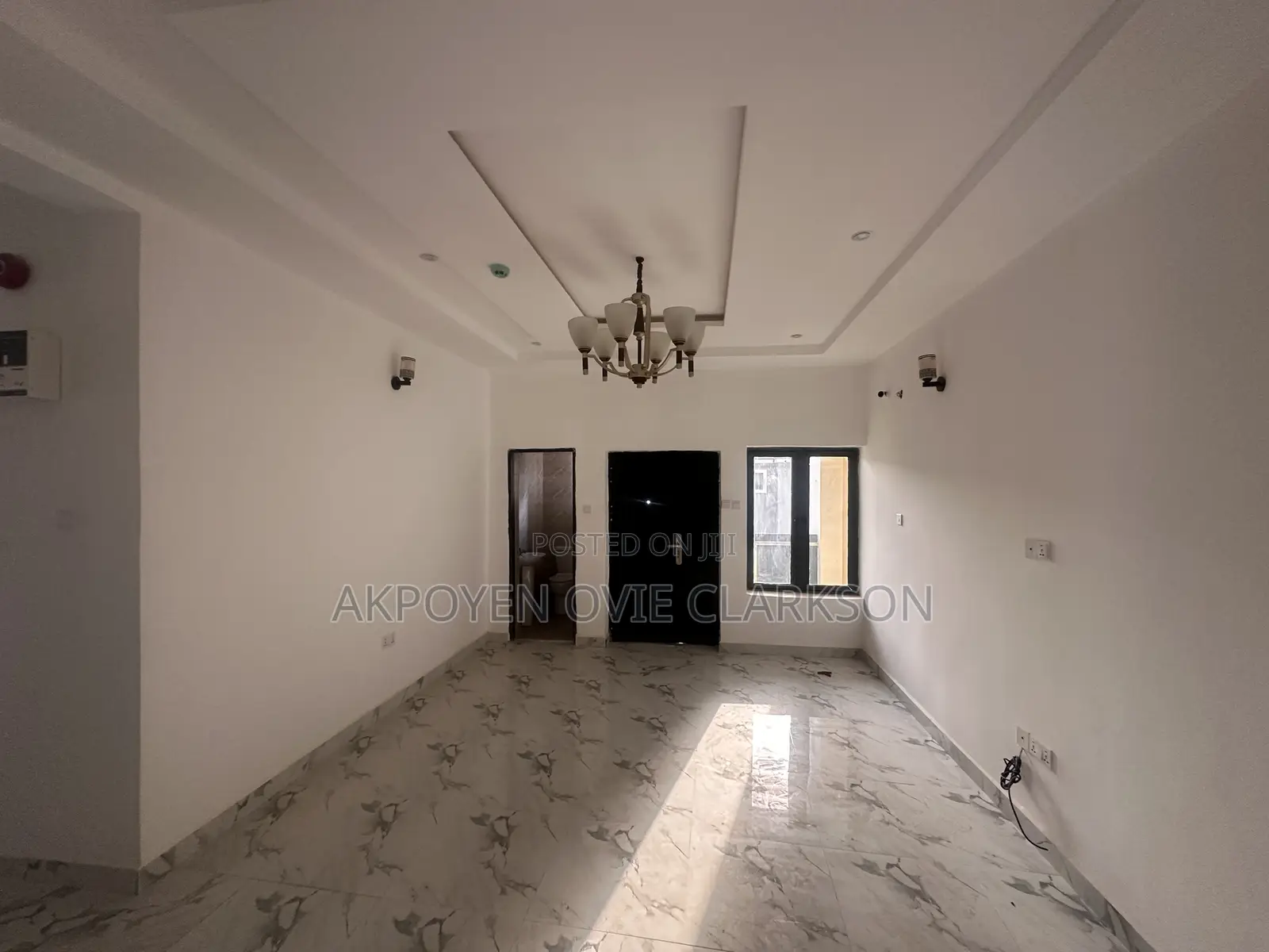 3bdrm Block of Flats in Wuye for sale in Wuye