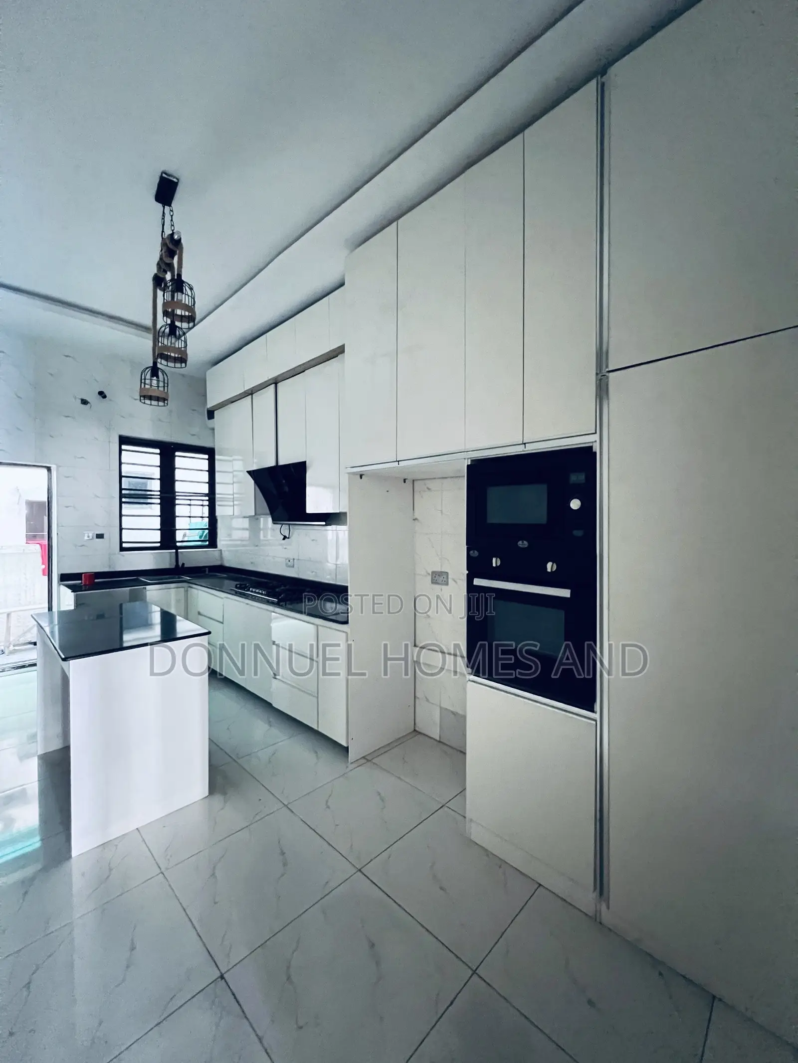 4bdrm Townhouse / Terrace in Ikota for rent in Ikota