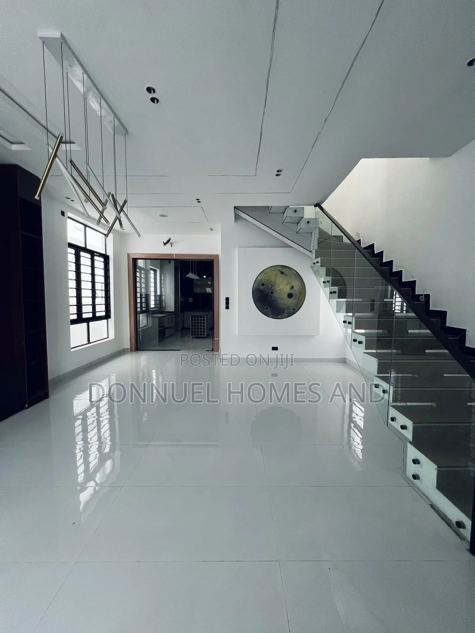 4bdrm Duplex in Lekki Expressway for sale in Lekki Expressway