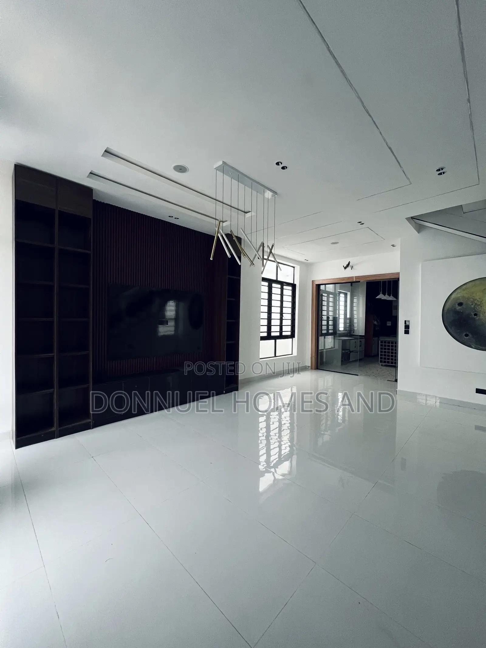 4bdrm Duplex in Lekki Expressway for sale in Lekki Expressway