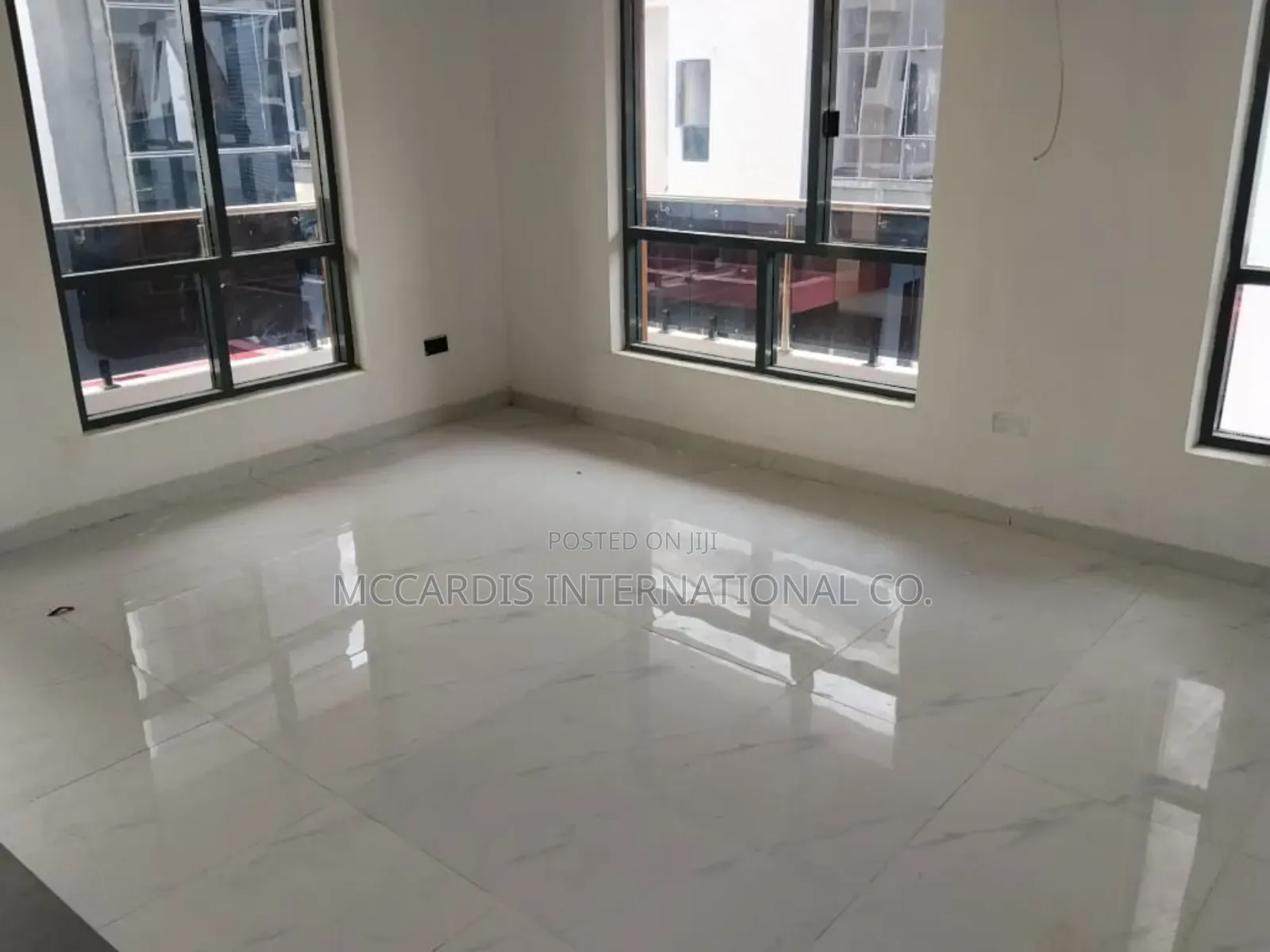5bdrm Duplex in White Oak Estate, for rent in Ologolo