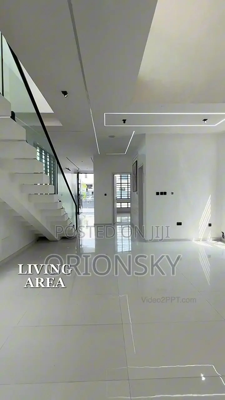 5bdrm Apartment in Chevron for sale in Chevron