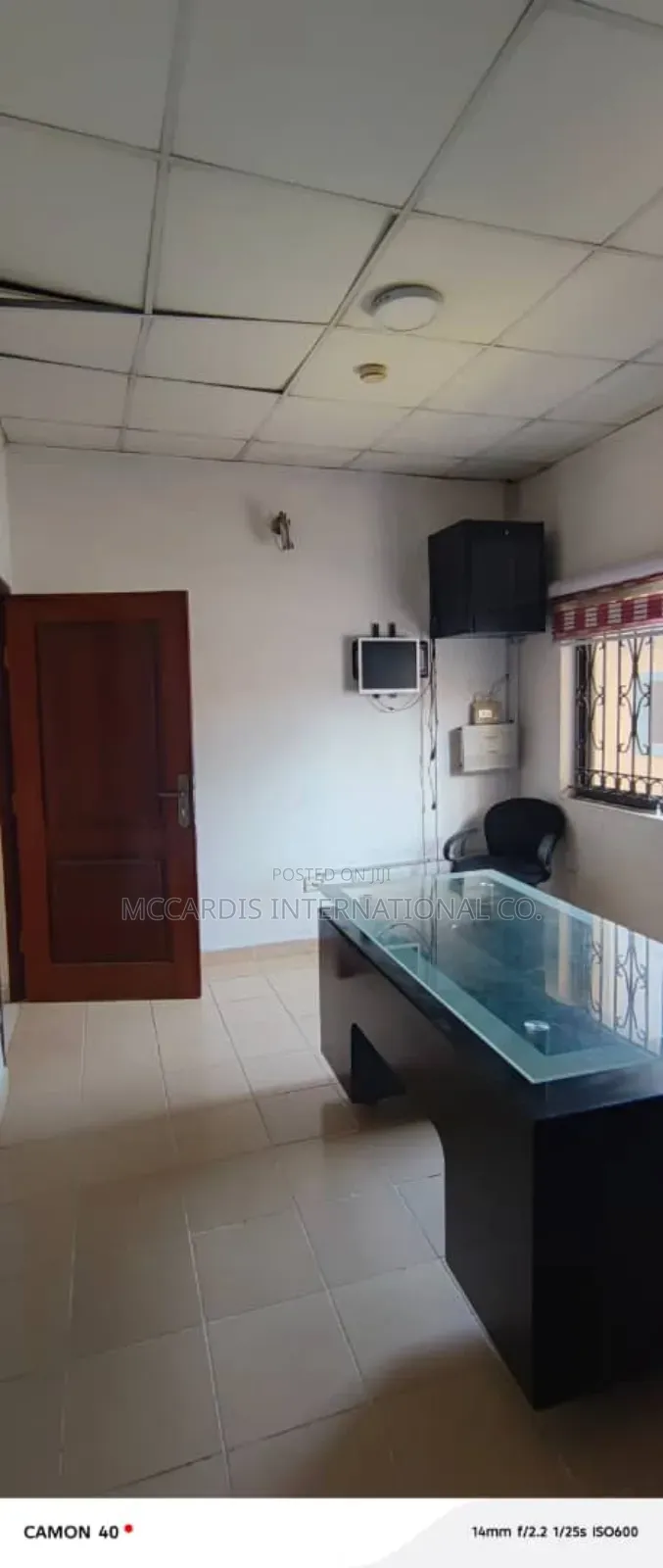 1 Room Office Space Upstairs in Ikota