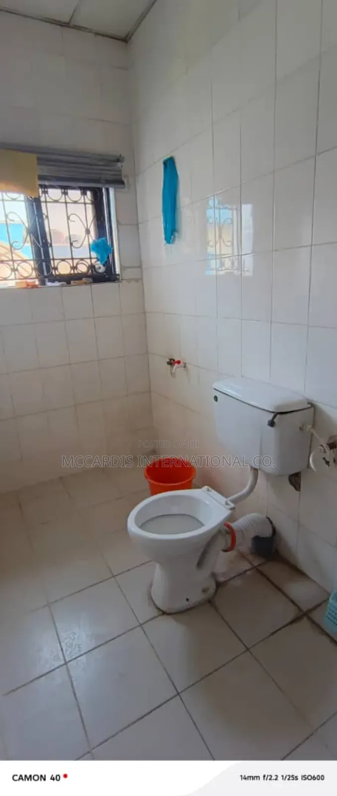 1 Room Office Space Upstairs in Ikota