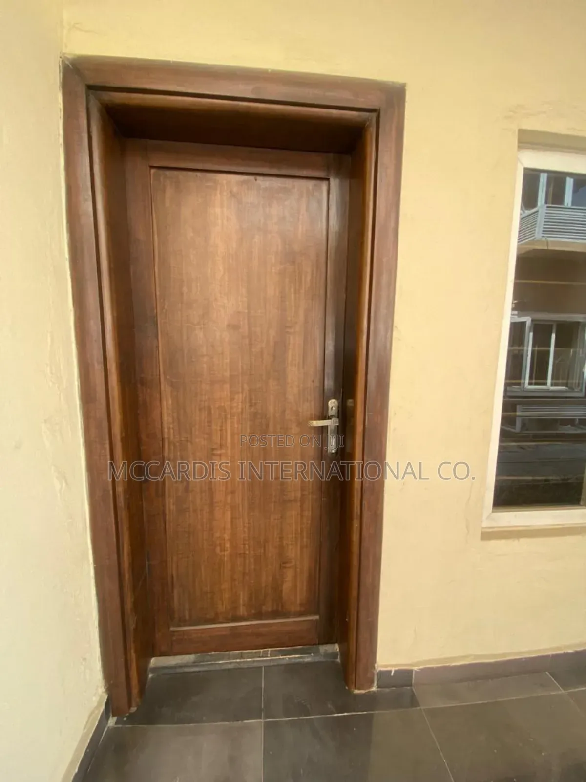 Mini Flat in Lekki Phase 1 Right for rent in Lekki Phase 1