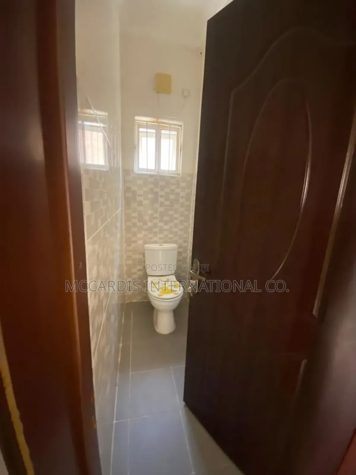 Mini Flat in Lekki Phase 1 Right for rent in Lekki Phase 1