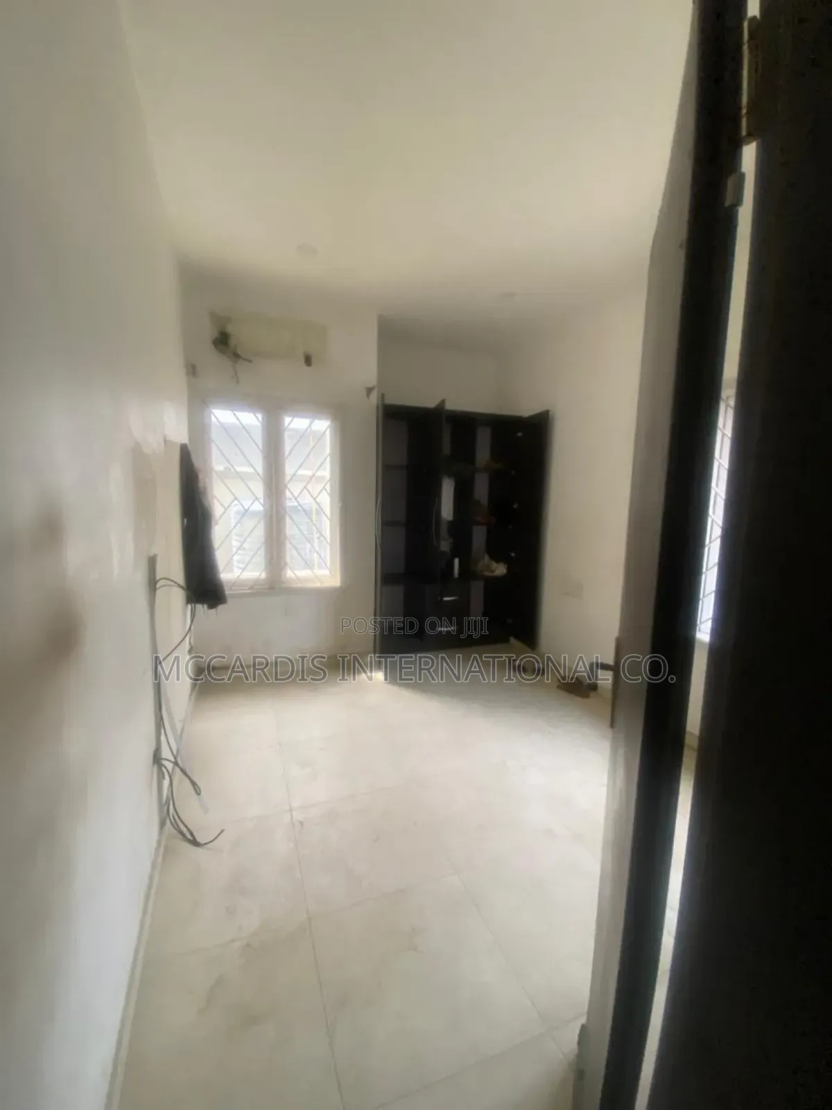 3bdrm Apartment in By Pinnacle Filling for rent in Lekki Phase 1