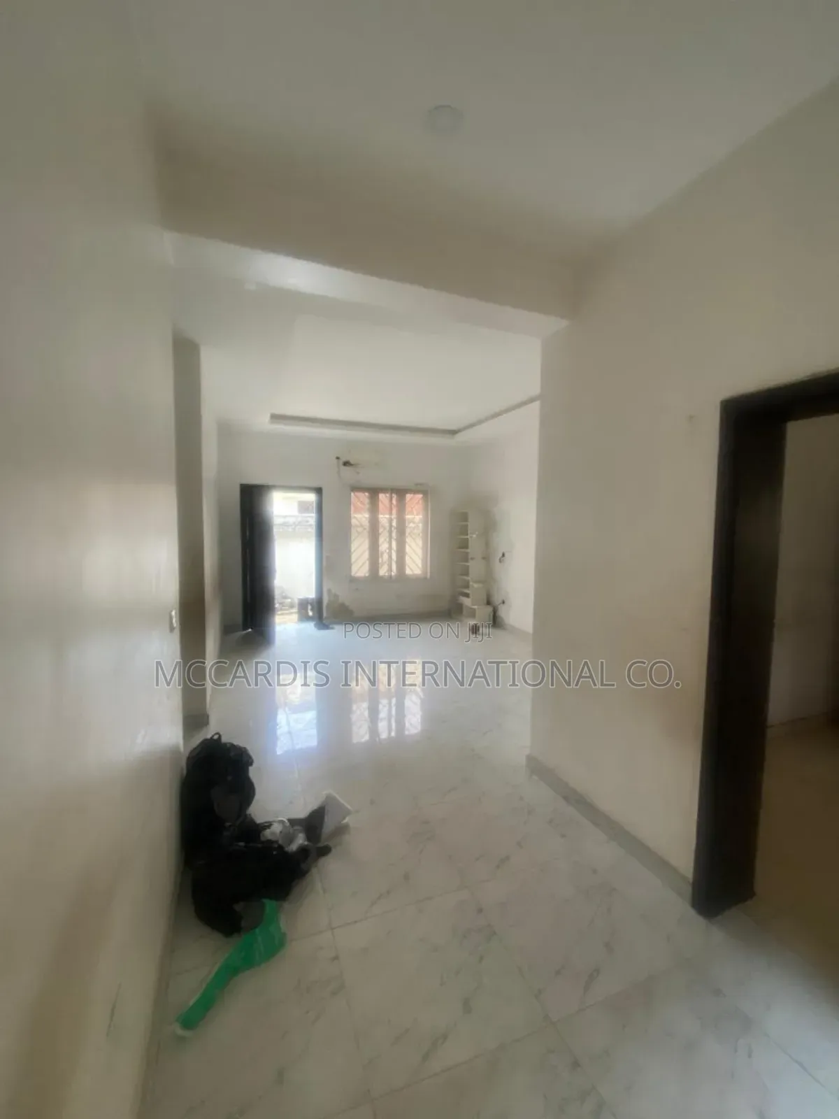 3bdrm Apartment in By Pinnacle Filling for rent in Lekki Phase 1