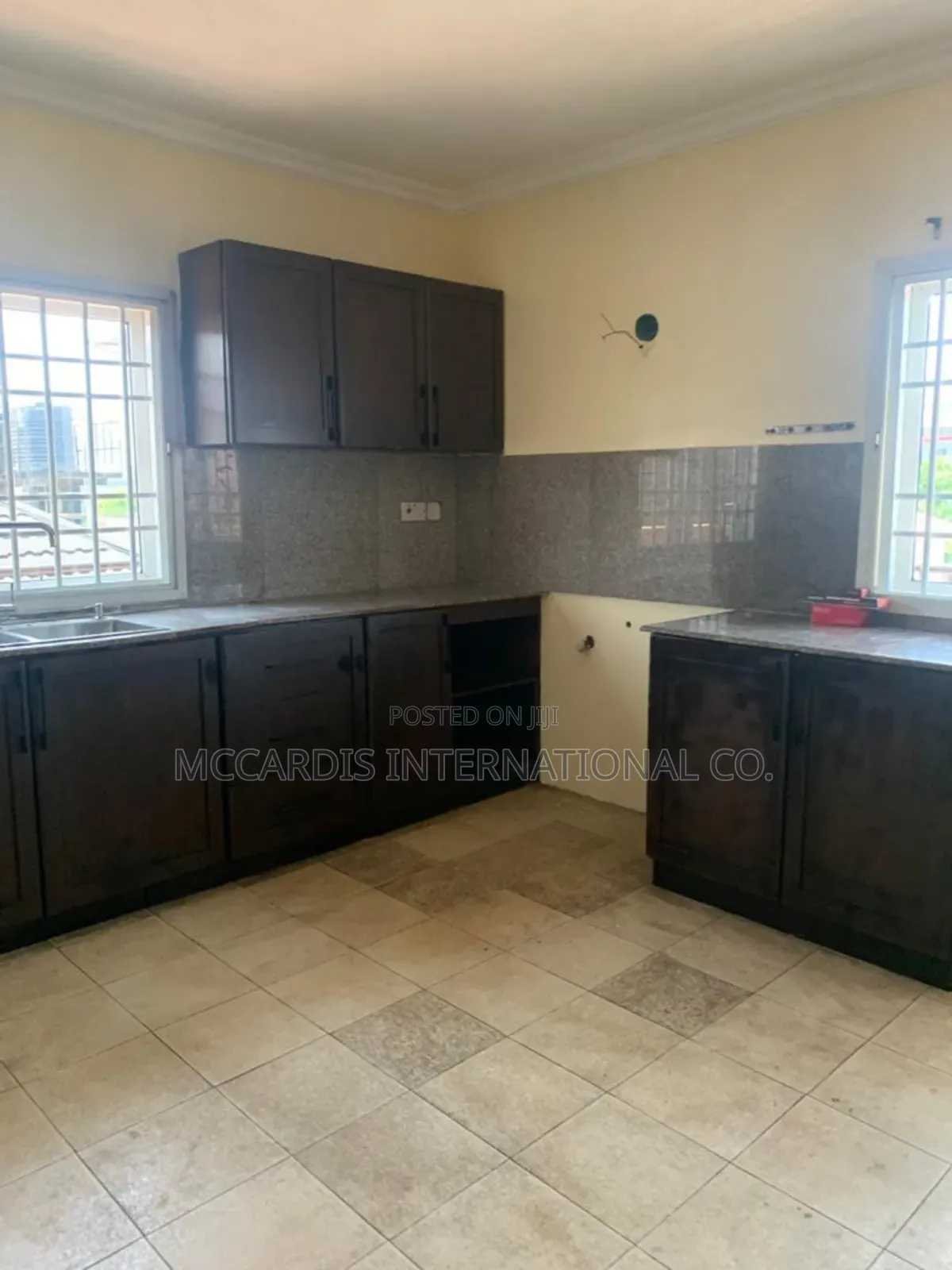 3bdrm Apartment in White Sand Street for rent in Lekki Phase 1