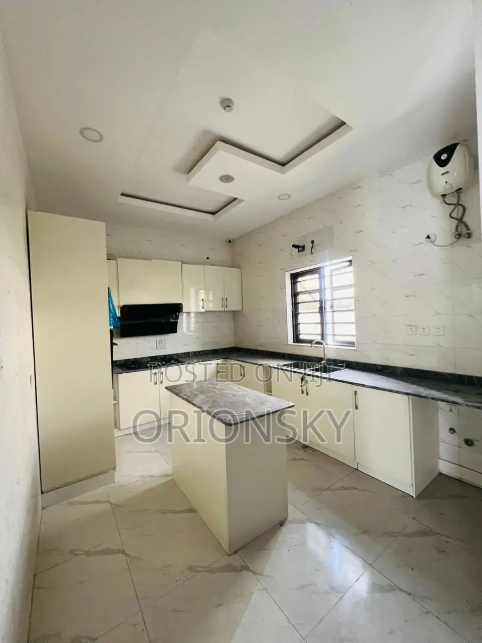 4bdrm Apartment in Ajah for sale in Ado / Ajah