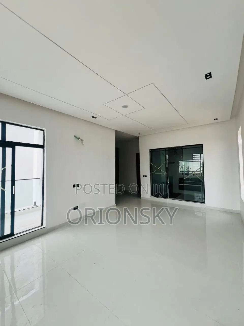 5bdrm Duplex in Ajah, Off Lekki-Epe Expressway for sale in Off Lekki-Epe Expressway