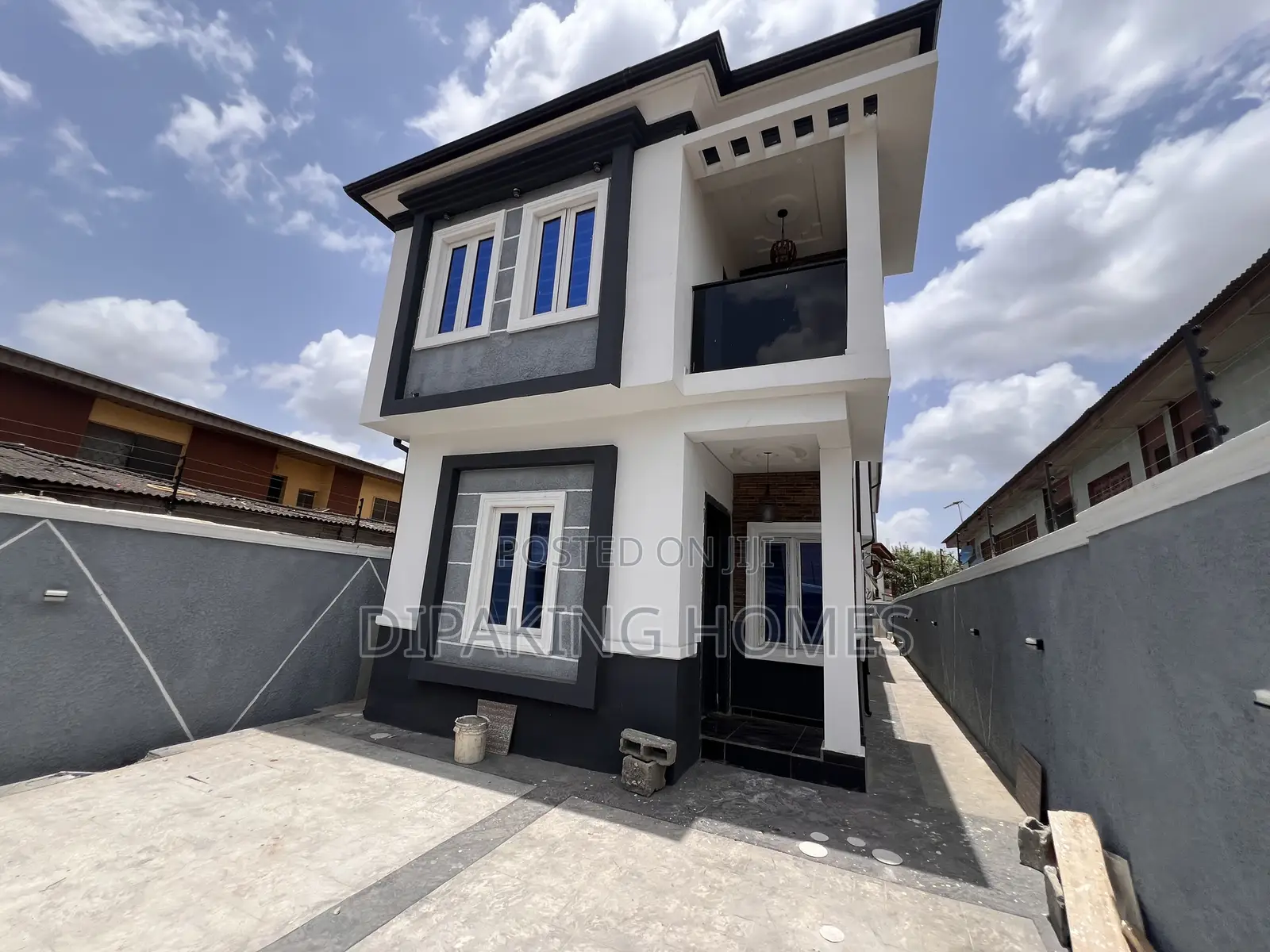 Furnished 4bdrm Duplex in Ikeja for sale in Ikeja