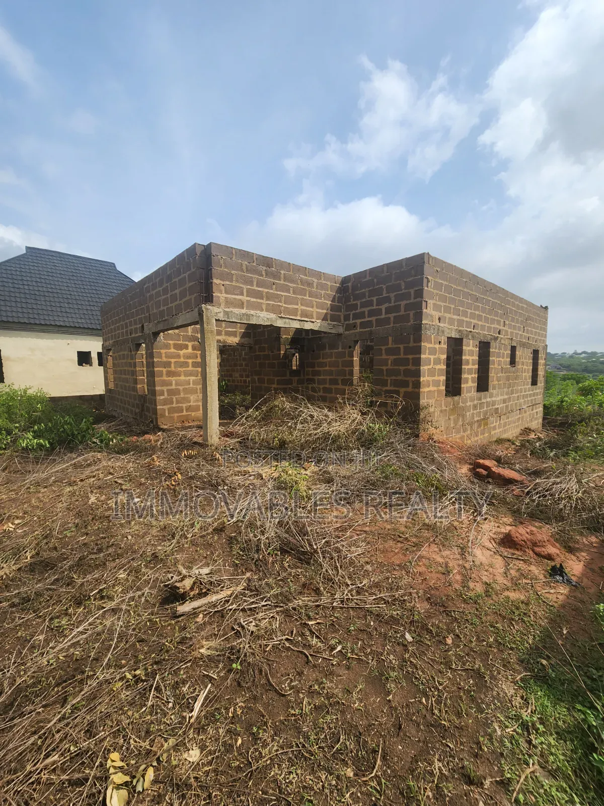 3bed Room Uncompleted Building in Abeokuta North