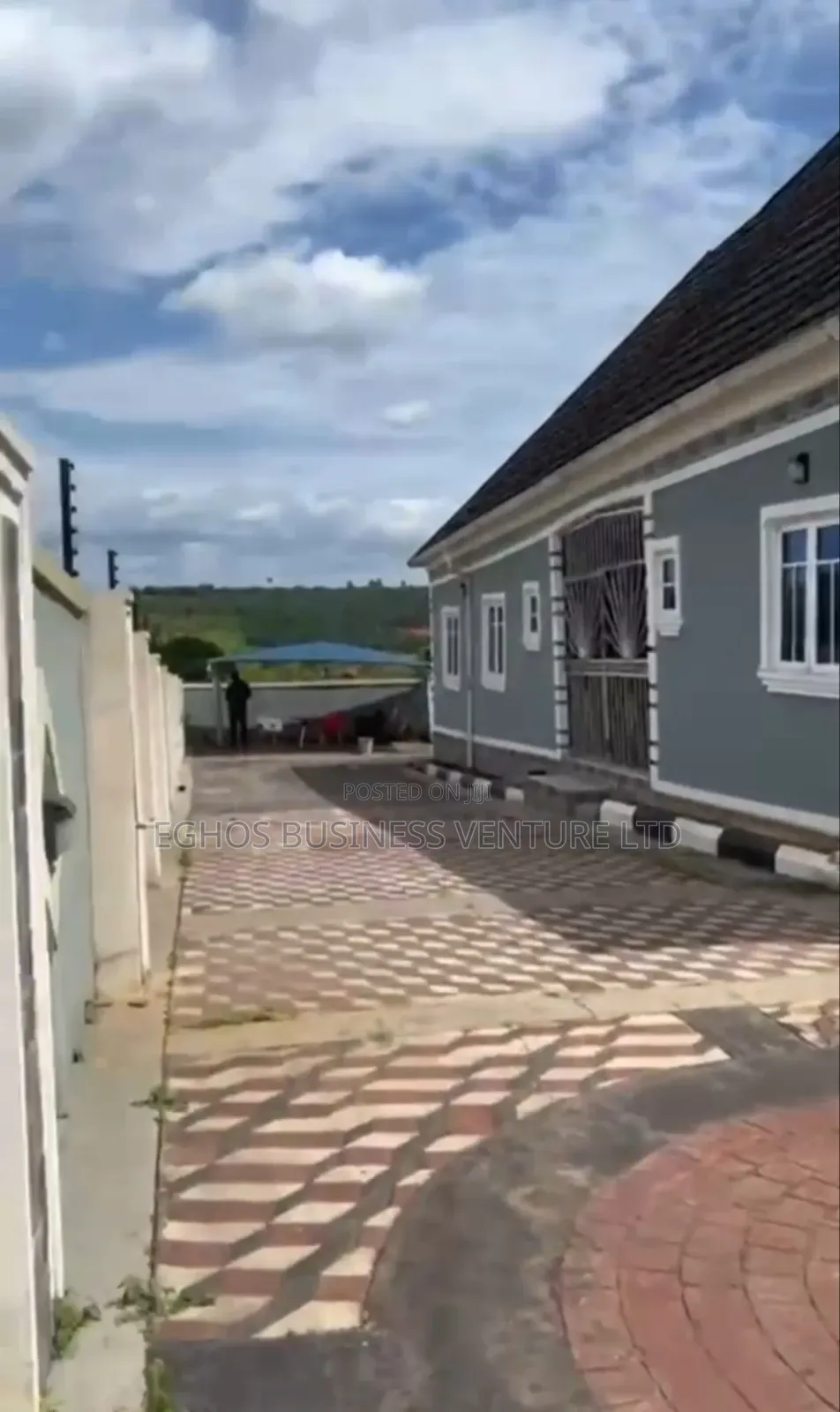4bdrm Bungalow in Ogheghe Auchi Bypass, Benin City for sale in Benin City