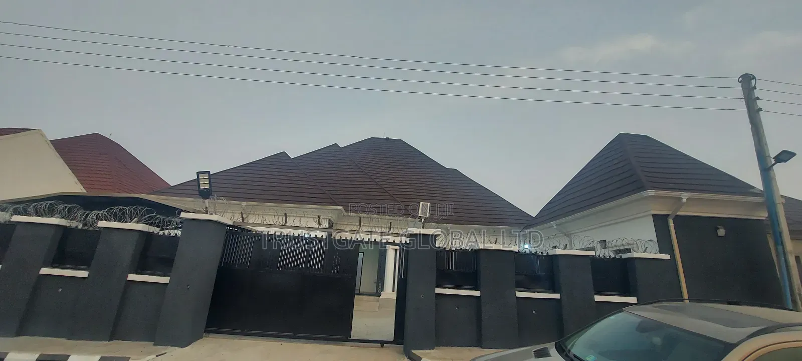 4bdrm Bungalow in Police Service, Idu Industrial for rent in Idu Industrial