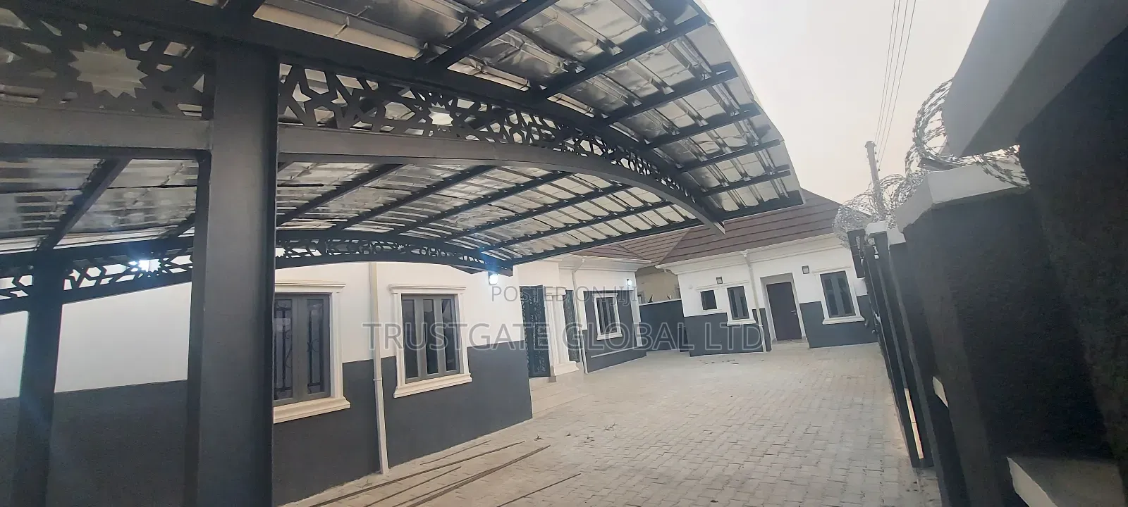 4bdrm Bungalow in Police Service, Idu Industrial for rent in Idu Industrial