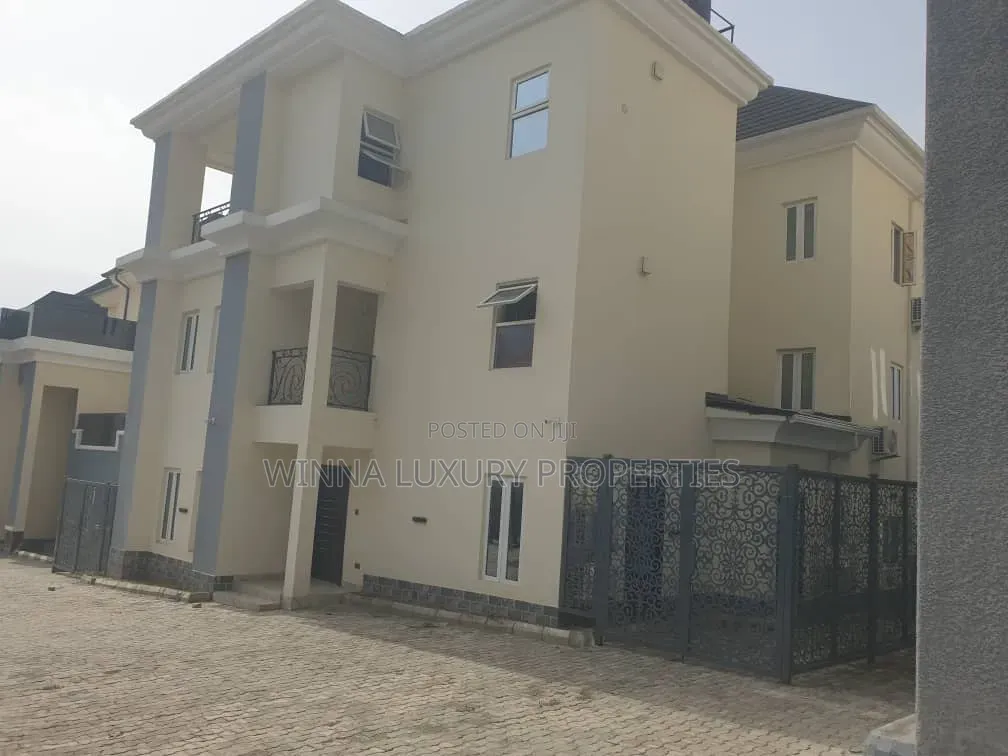 6bdrm Duplex in Asokoro Main for sale in Asokoro