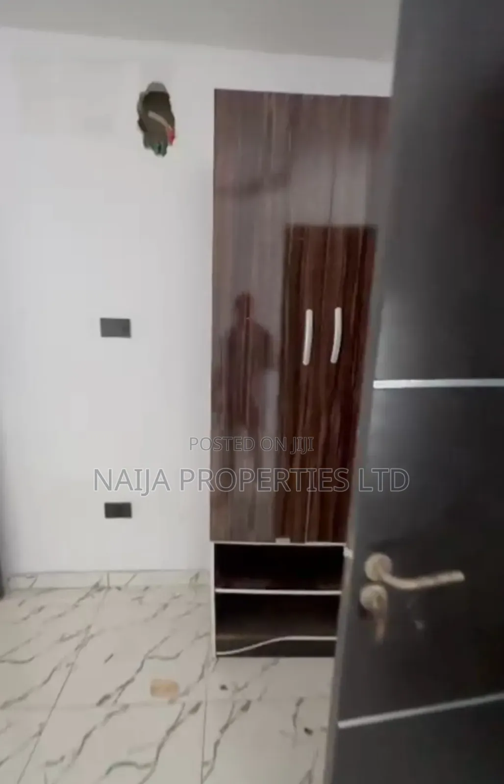 Studio Apartment in Bera Estate, Chevron for rent in Chevron