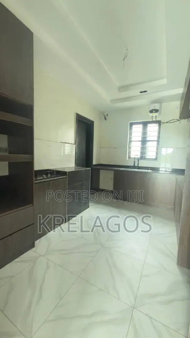 3bdrm Apartment in Orchid, Chevron for rent in Chevron
