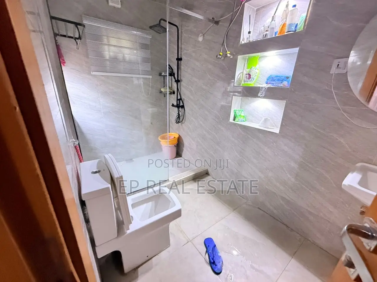 5bdrm Bungalow in Life Camp for sale in Life Camp