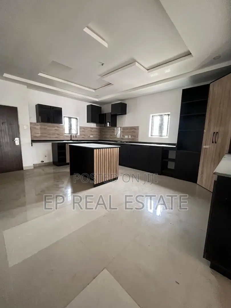 3bdrm Bungalow in Apo District for sale in Apo District