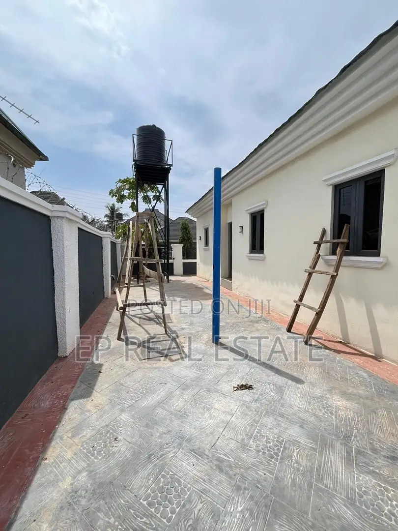 3bdrm Bungalow in Apo District for sale in Apo District