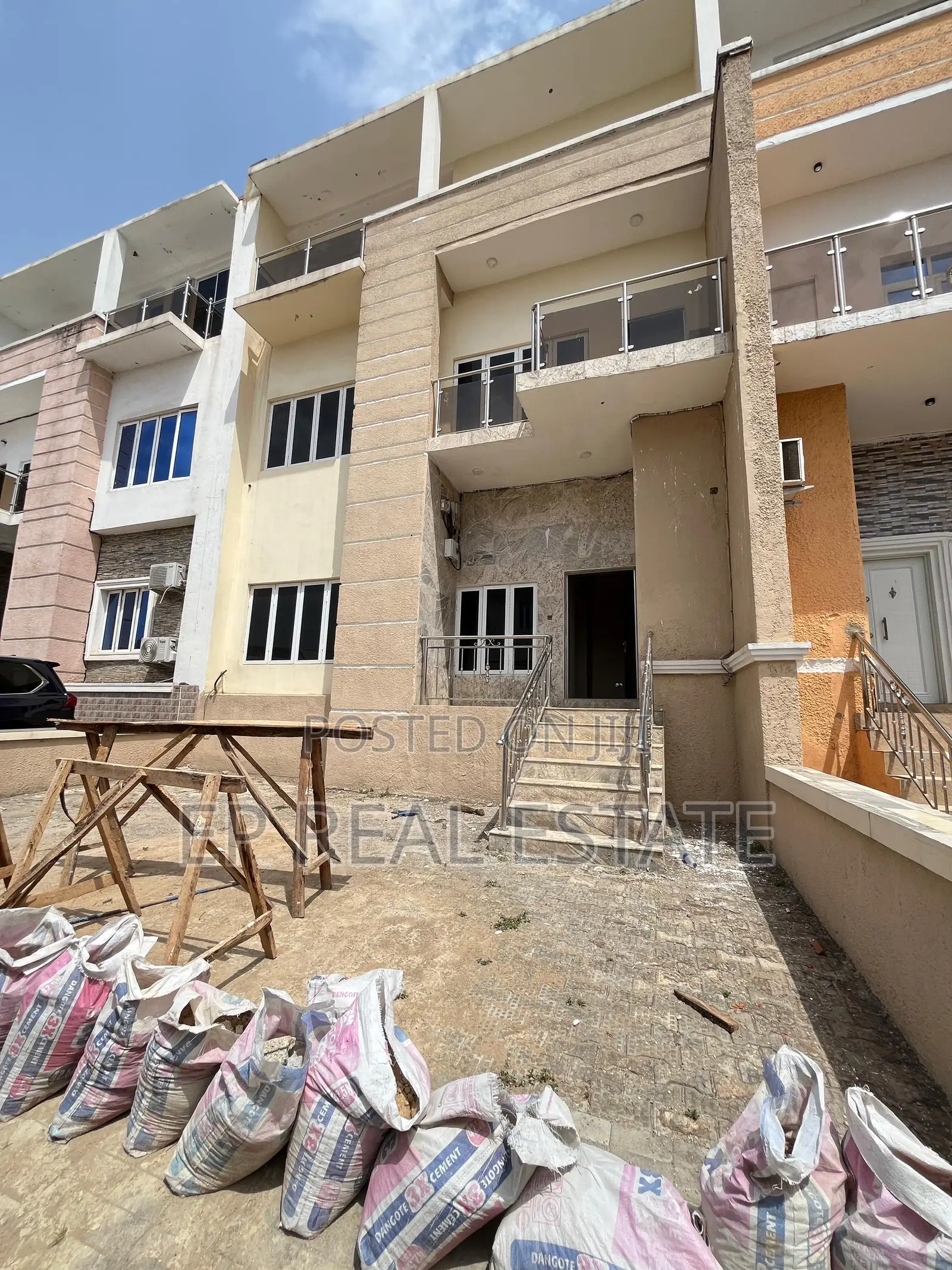 4bdrm Duplex in Wuye for sale in Wuye