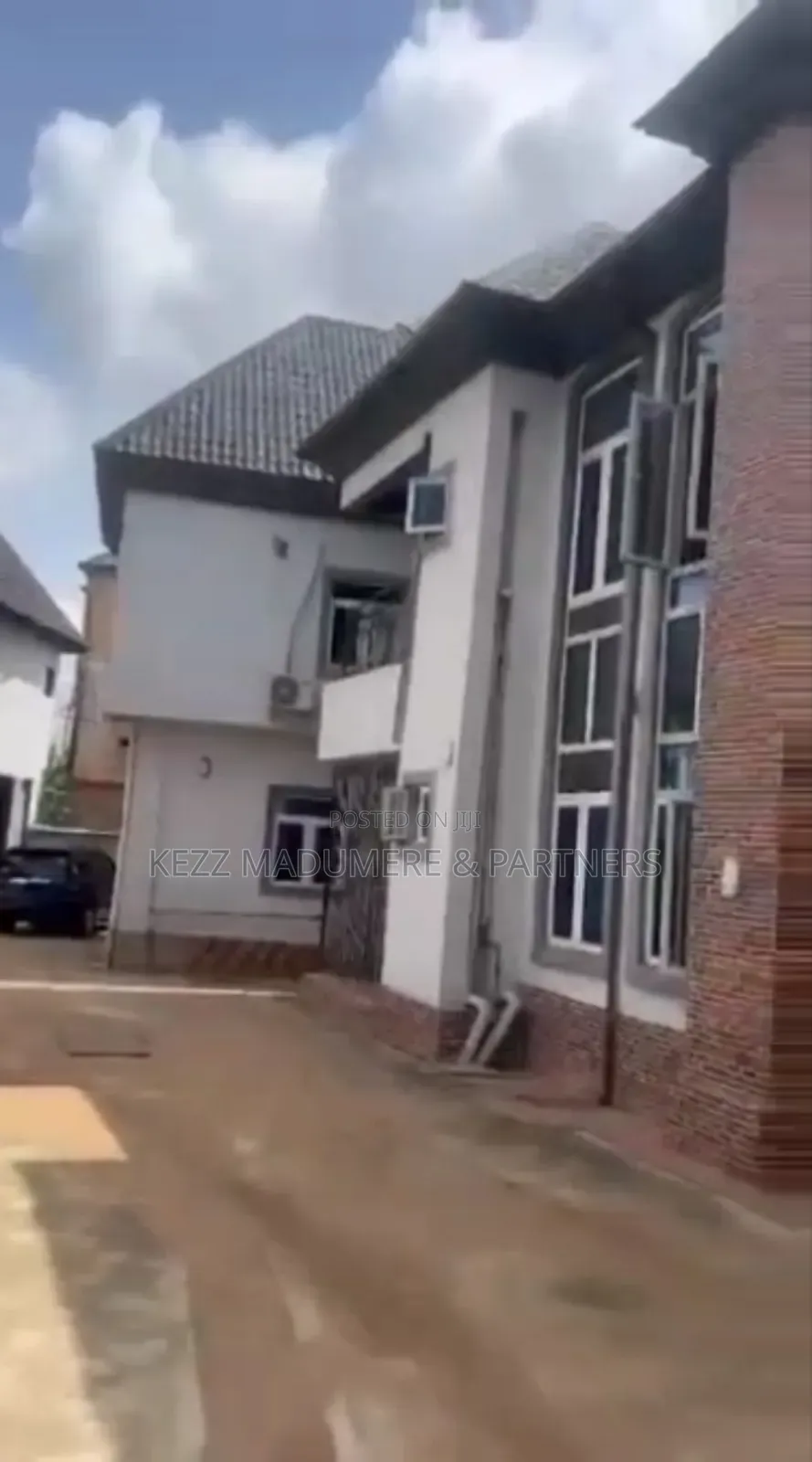 8bdrm Block of Flats in Federal Housing Est. for sale in Owerri