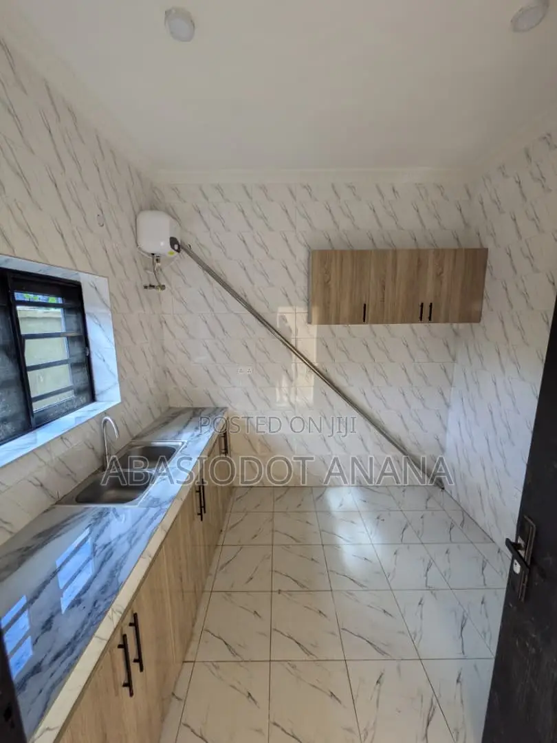 2bdrm Duplex in Shelter Afrique, Uyo for rent in Uyo