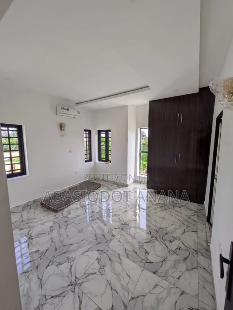 2bdrm Duplex in Shelter Afrique, Uyo for rent in Uyo