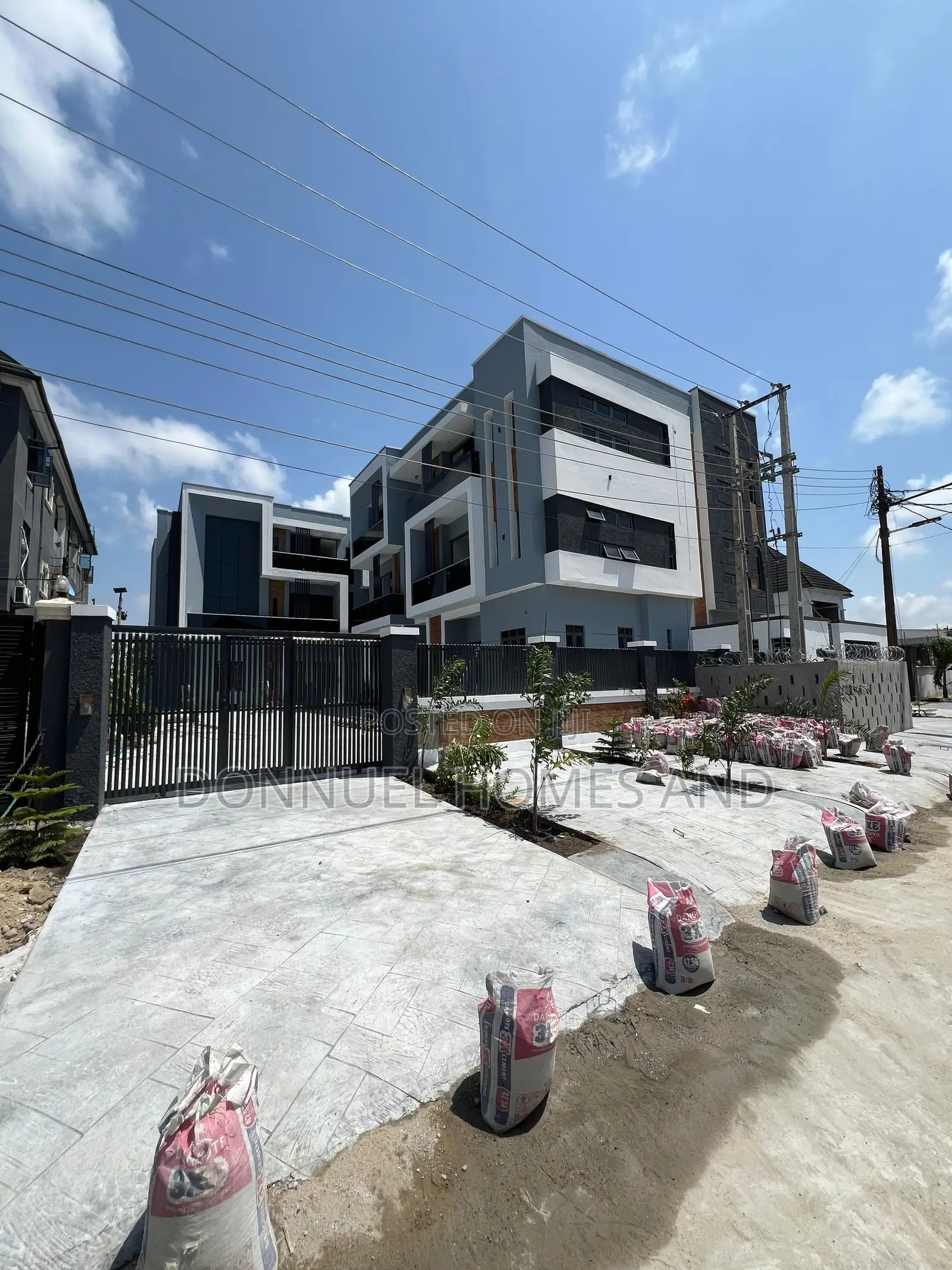 2bdrm Apartment in Lekki Expressway for rent in Lekki Expressway