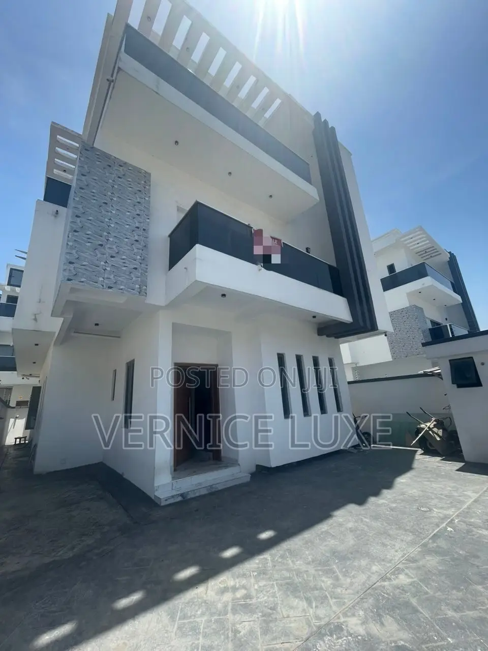 5bdrm Duplex in Ologolo for sale in Ologolo