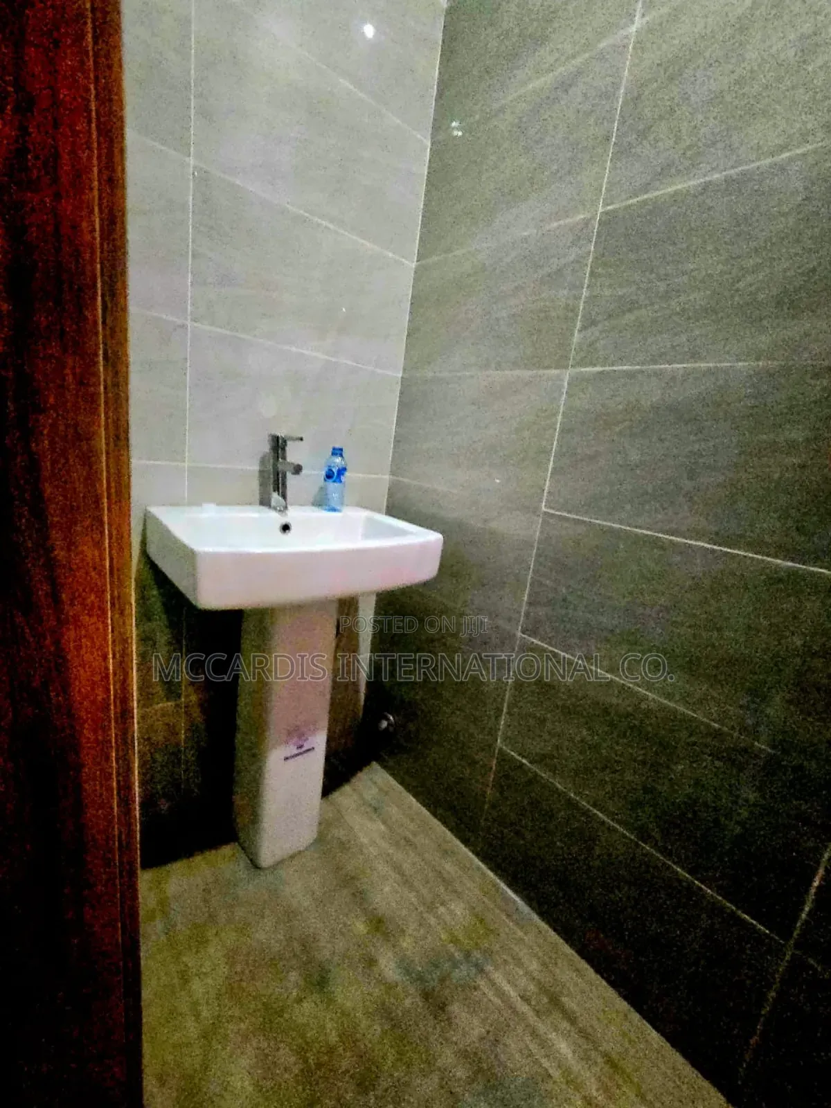 Furnished Mini Flat in Lekki Phase 1 Right for rent in Lekki Phase 1