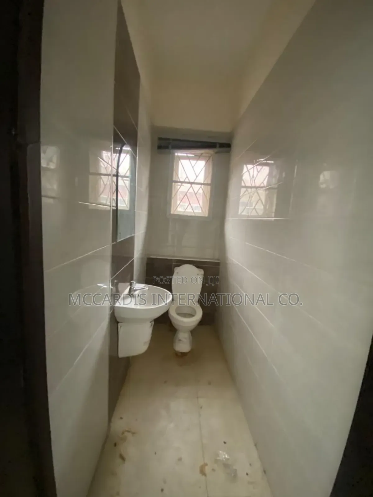 3bdrm Apartment in T.F Kuboye Road for rent in Lekki Phase 1