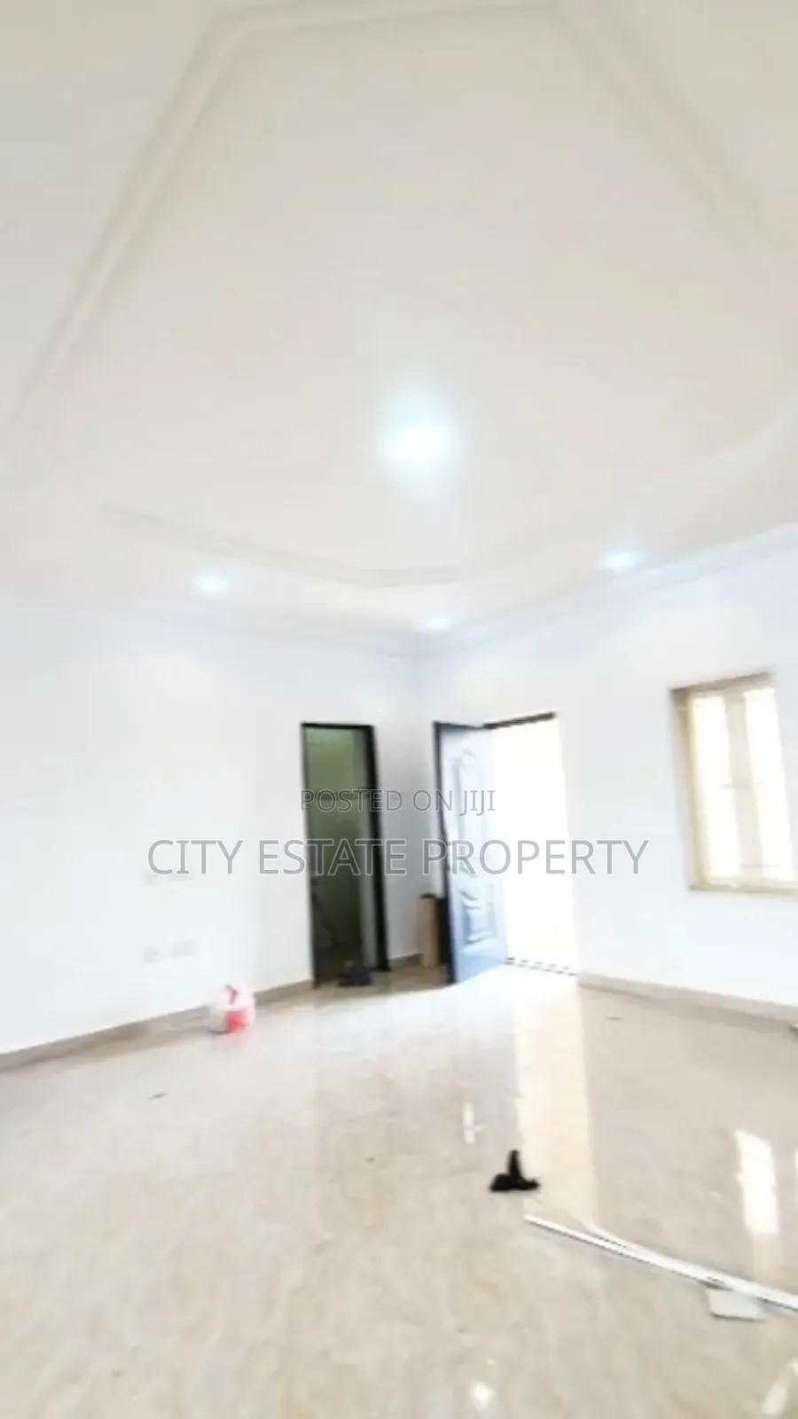 3bdrm Block of Flats in Stadium Road, Elekahia for rent in Elekahia