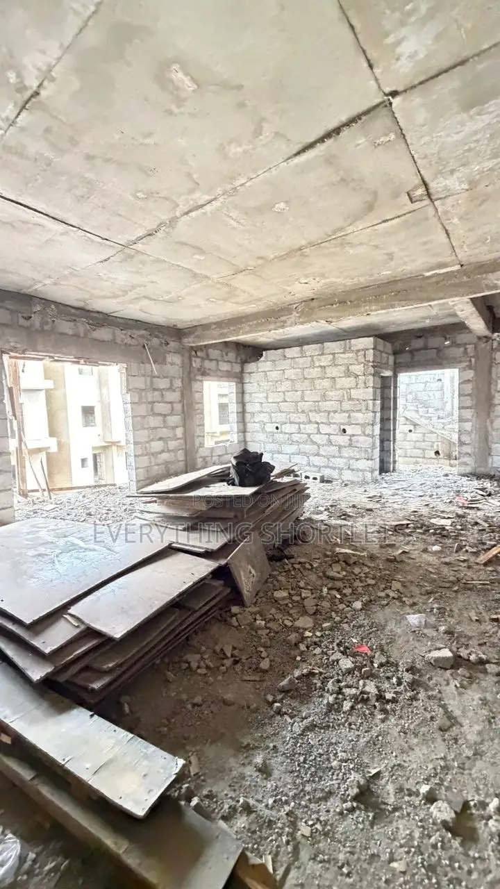 4 Bedroom Terrace Duplex in Katampe